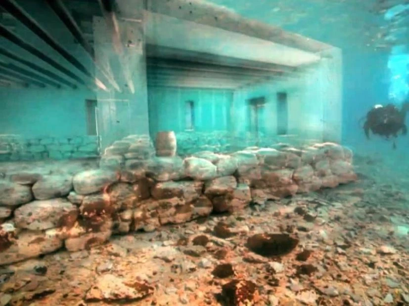 Η παλαιότερη βυθισμένη πόλη στον κόσμο βρίσκεται στην Ελλάδα (εικόνες)